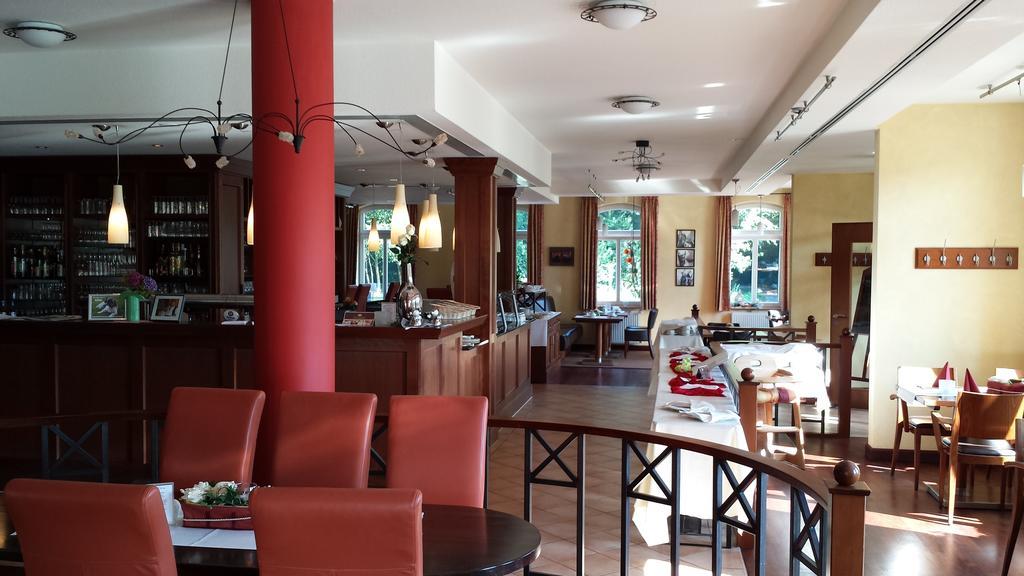 Quakenbrück Hotel Restaurant Am Pfauenhof מראה חיצוני תמונה